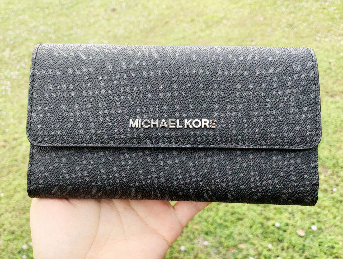 Michael Kors Jet Set Travel Large Trifold Wallet Signature MK Brown Black Pink